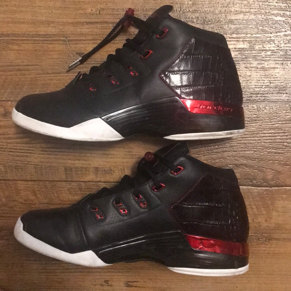 Jordan 17’s black and red